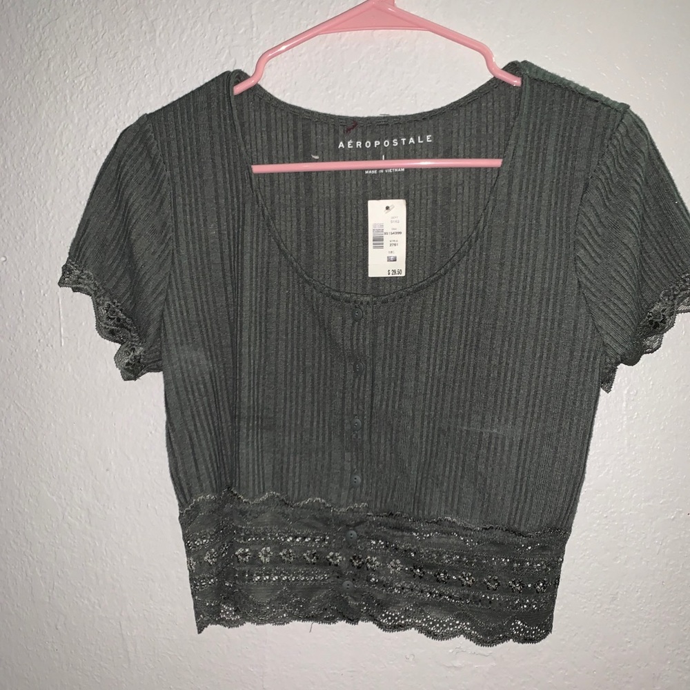 Crop tops